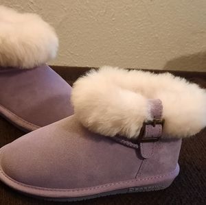 🇺🇲Sz 4 BearPaw Youth Abby Ankle Boot  Sheepskin
